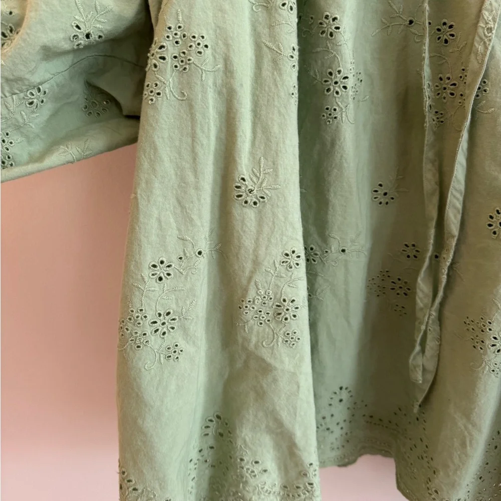 La Maregold Green Eyelet Joyce Blouse xs/s - Picture 3 of 3